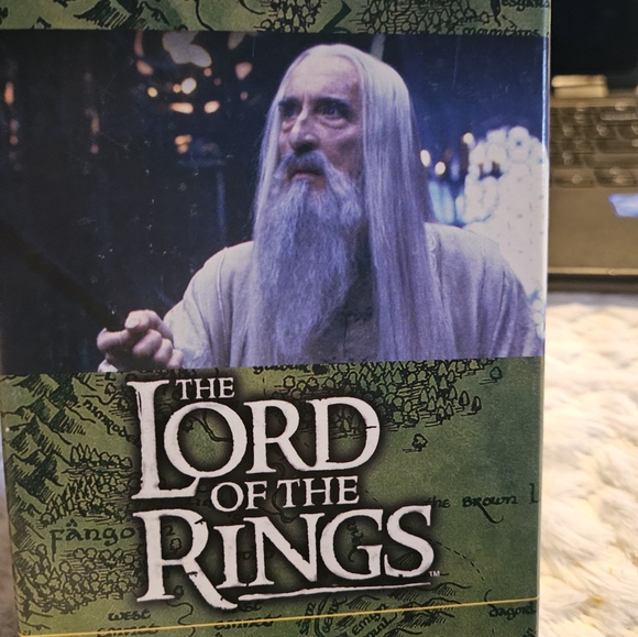 Books - Picture 3 of 5